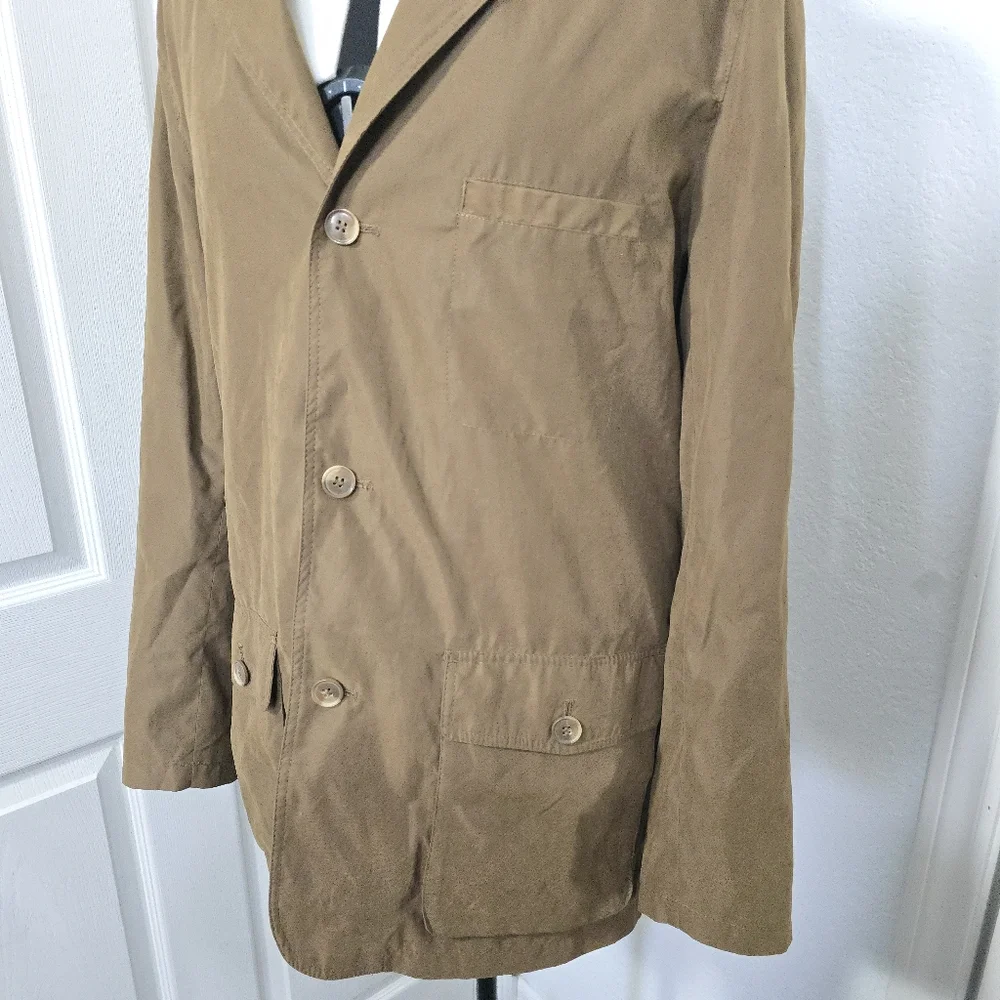 TravelSmith Tan Lightweight Chore Jacket Size Medium Utility Safari Stand Collar
